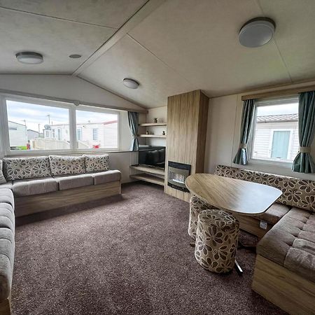 Lovely 6 Berth Caravan For Hire At Barmston Beach Holiday Park Ref 62062Hc Lund Kültér fotó